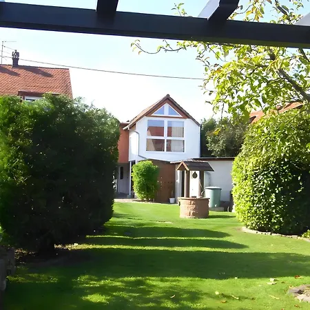 Au Petit Ruisseau Frühstückspension Plobsheim