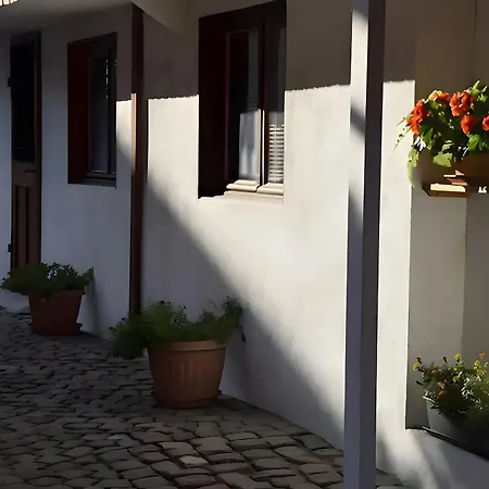 Au Petit Ruisseau Frühstückspension